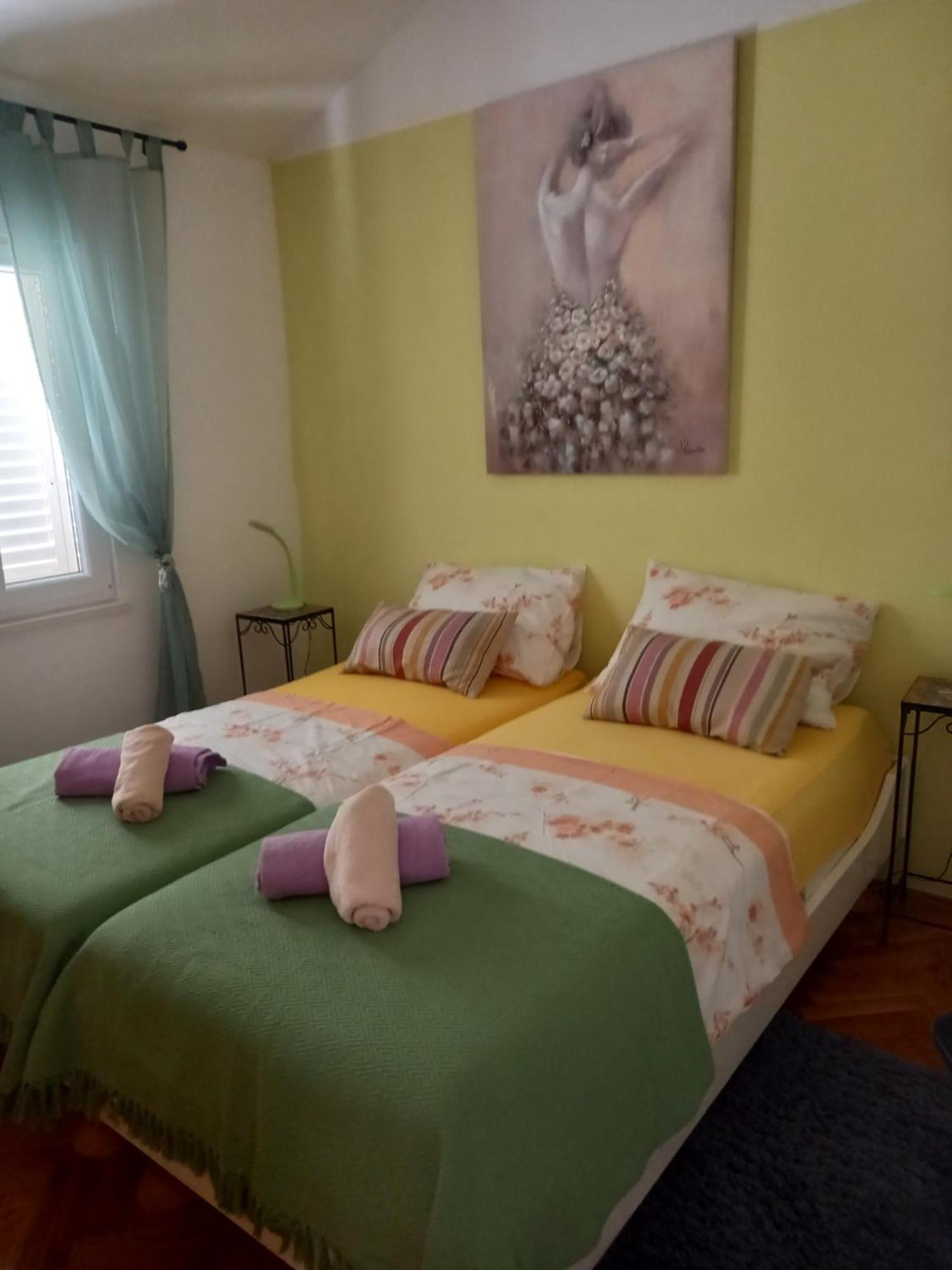 Afrodita Bistrica Appartement Sutivan